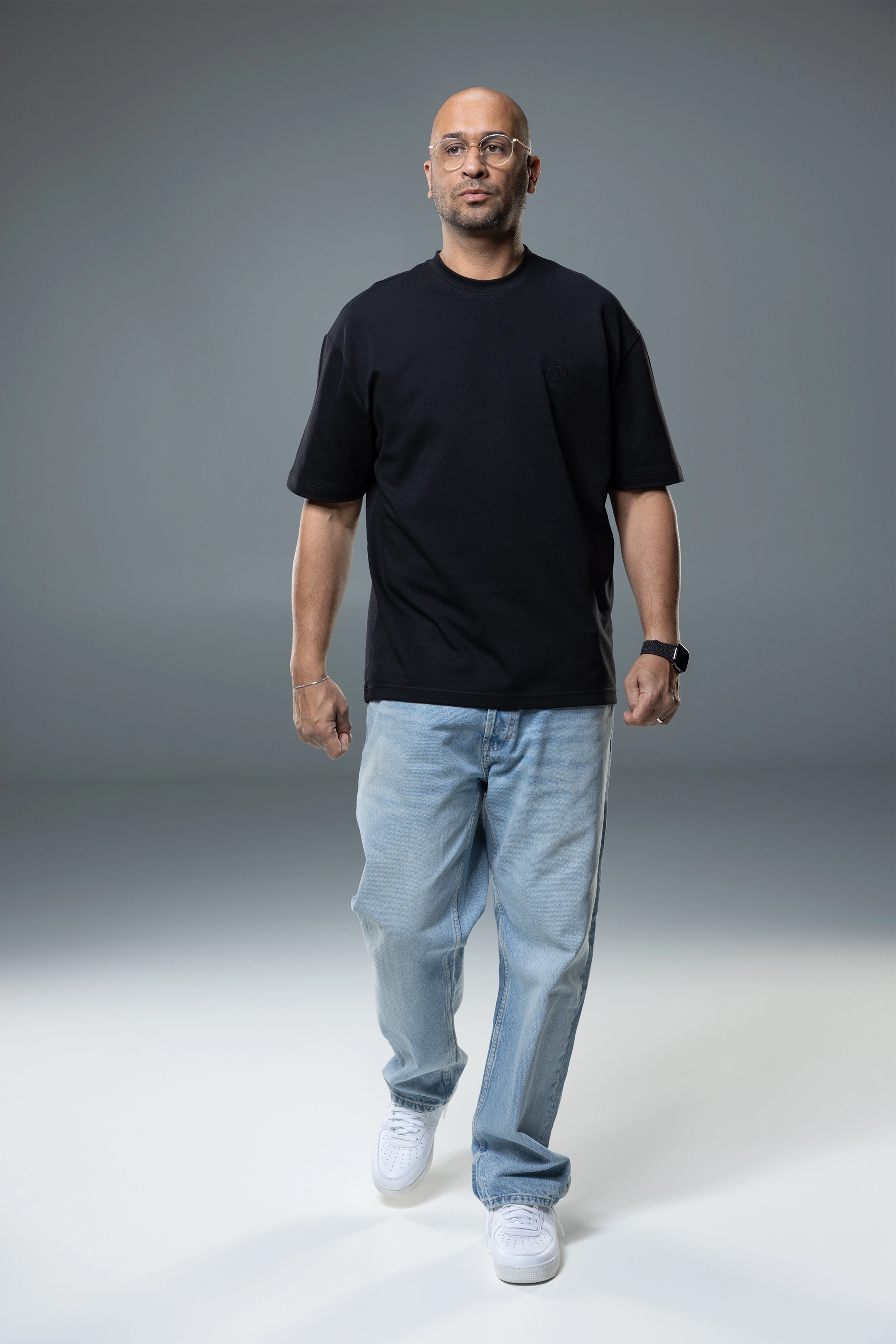 T-SHIRT BLACK